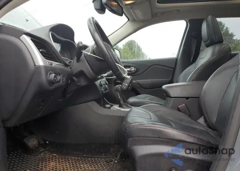 2015 Jeep Cherokee Trailhawk z USA, uszkodzony, nr VIN 1C4PJMBS1FW501230